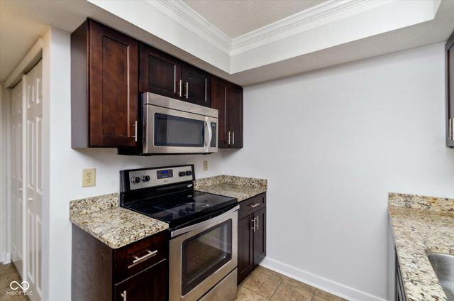 4829 Ossington Court, Indianapolis, IN 46254