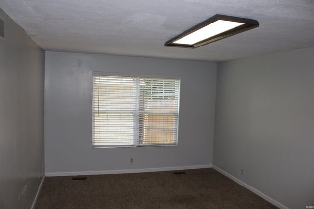 12620 Kenai Drive, Evansville, IN 47725