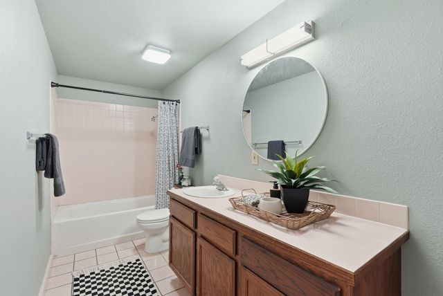 852 N Summit Blvd, Spokane, WA 99201