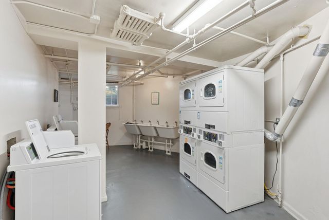 852 N Summit Blvd, Spokane, WA 99201