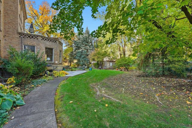 852 N Summit Blvd, Spokane, WA 99201