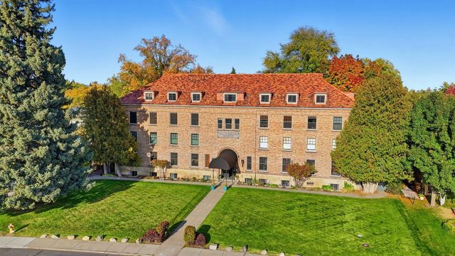 852 N Summit Blvd, Spokane, WA 99201