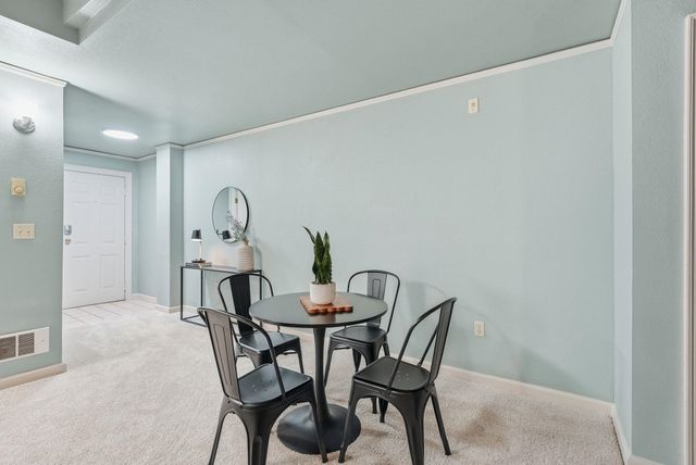 852 N Summit Blvd, Spokane, WA 99201