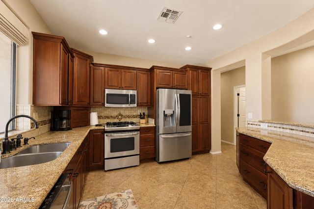 2361 W TURTLE HILL Court, Anthem, AZ 85086