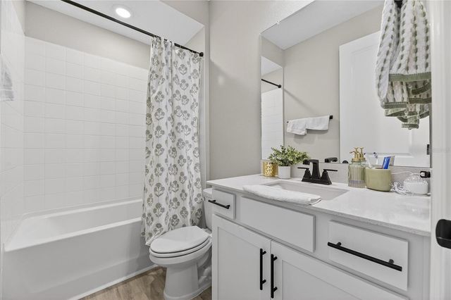 6255 GOLDEN BEACH DRIVE, Apollo Beach, FL 33572