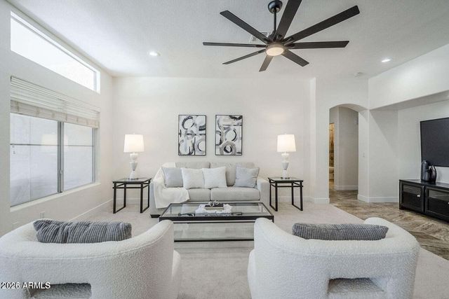 1001 N QUAIL Lane, Gilbert, AZ 85233