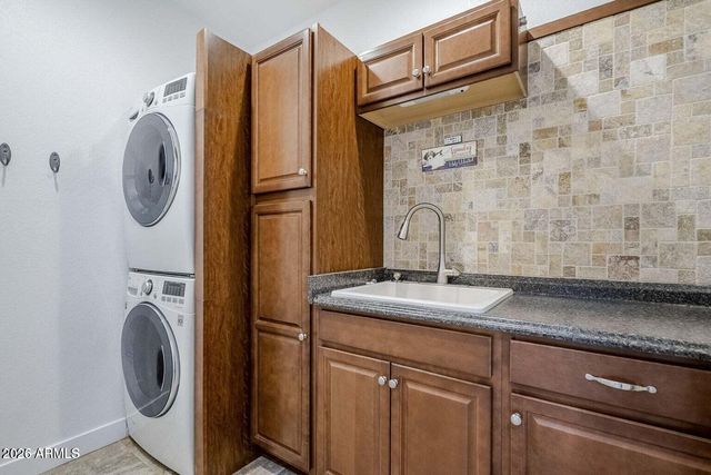 1001 N QUAIL Lane, Gilbert, AZ 85233