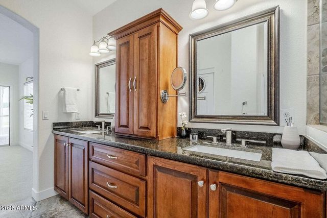 1001 N QUAIL Lane, Gilbert, AZ 85233