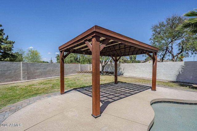 1001 N QUAIL Lane, Gilbert, AZ 85233
