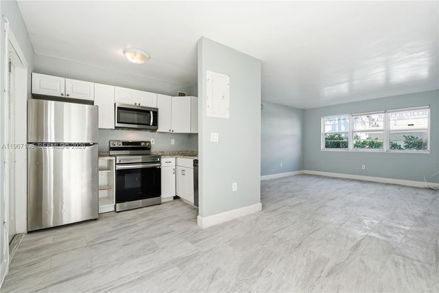 7530 Dickens Ave 2, Miami Beach, FL 33141