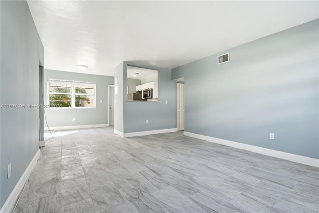 7530 Dickens Ave 2, Miami Beach, FL 33141