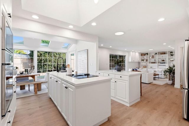 10 Darryl Drive, Campbell, CA 95008