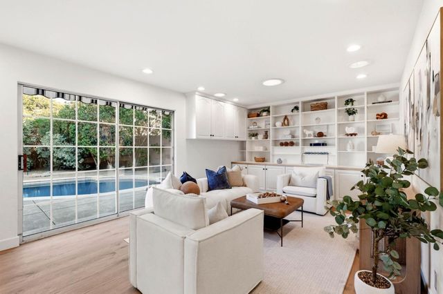 10 Darryl Drive, Campbell, CA 95008