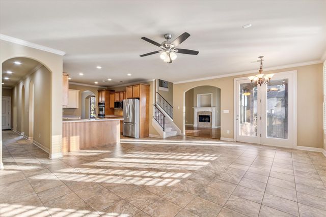 8841 RIVER PINE DR, Cordova, TN 38016