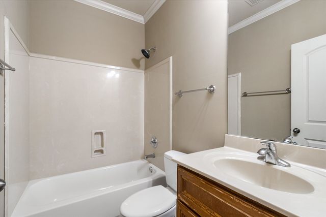 8841 RIVER PINE DR, Cordova, TN 38016