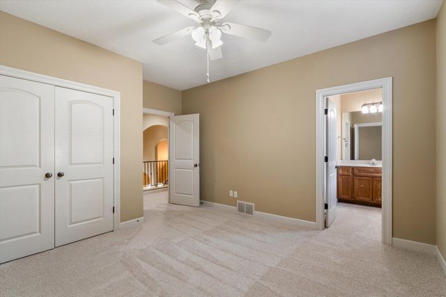 8841 RIVER PINE DR, Cordova, TN 38016