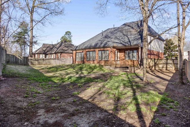 8841 RIVER PINE DR, Cordova, TN 38016