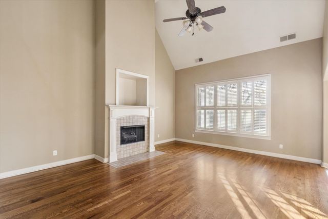 8841 RIVER PINE DR, Cordova, TN 38016