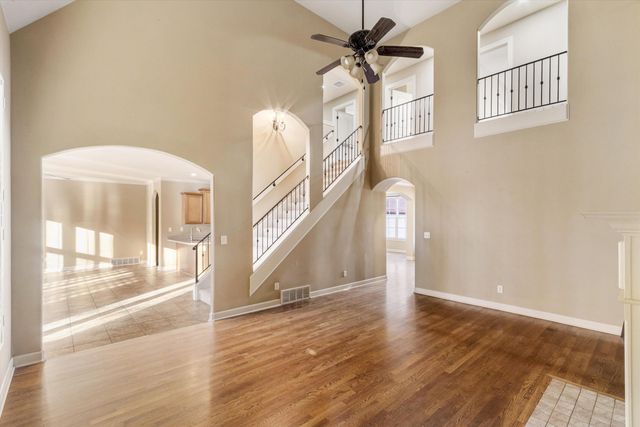 8841 RIVER PINE DR, Cordova, TN 38016