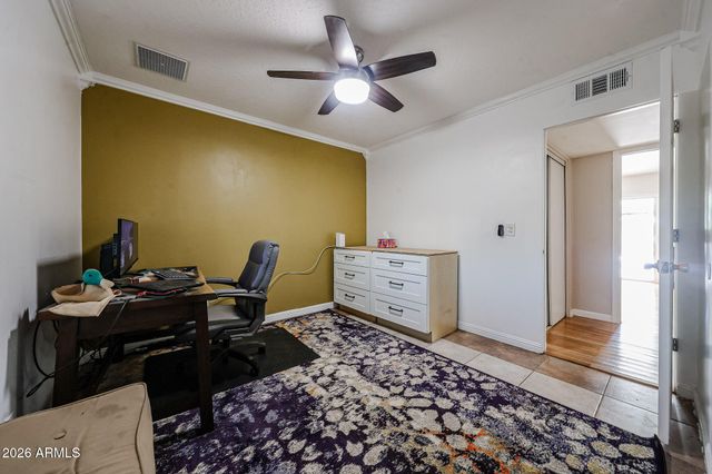 6037 W MARCONI Avenue, Glendale, AZ 85306