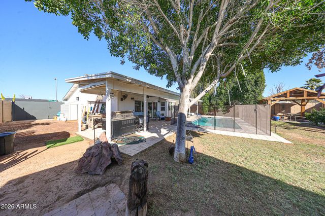 6037 W MARCONI Avenue, Glendale, AZ 85306