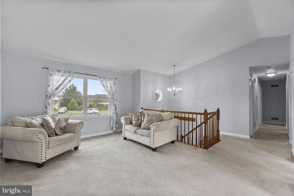 Image 13 of property listing at 9 IRONMASTER CT, Thurmont, MD 21788