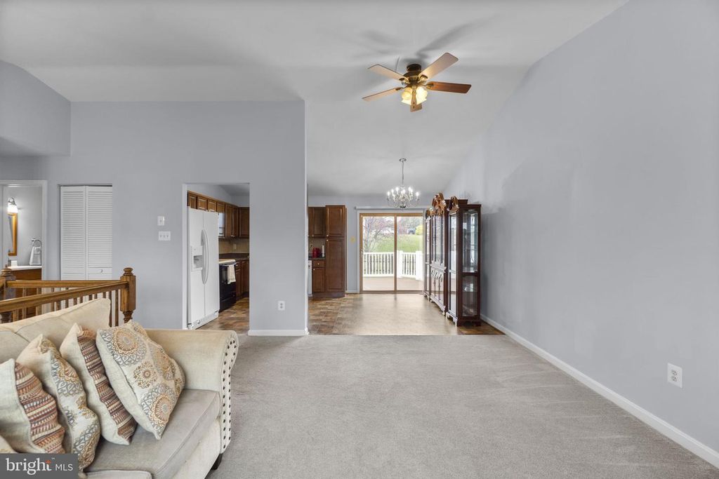 Image 14 of property listing at 9 IRONMASTER CT, Thurmont, MD 21788