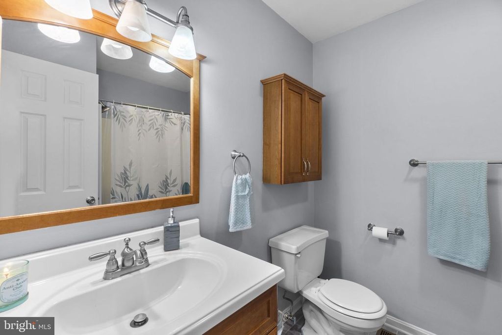 Image 23 of property listing at 9 IRONMASTER CT, Thurmont, MD 21788