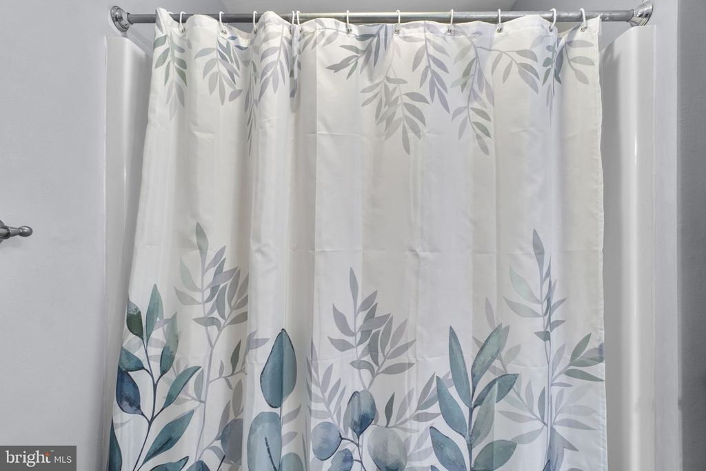 Image 24 of property listing at 9 IRONMASTER CT, Thurmont, MD 21788