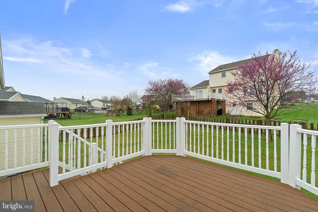 Image 33 of property listing at 9 IRONMASTER CT, Thurmont, MD 21788