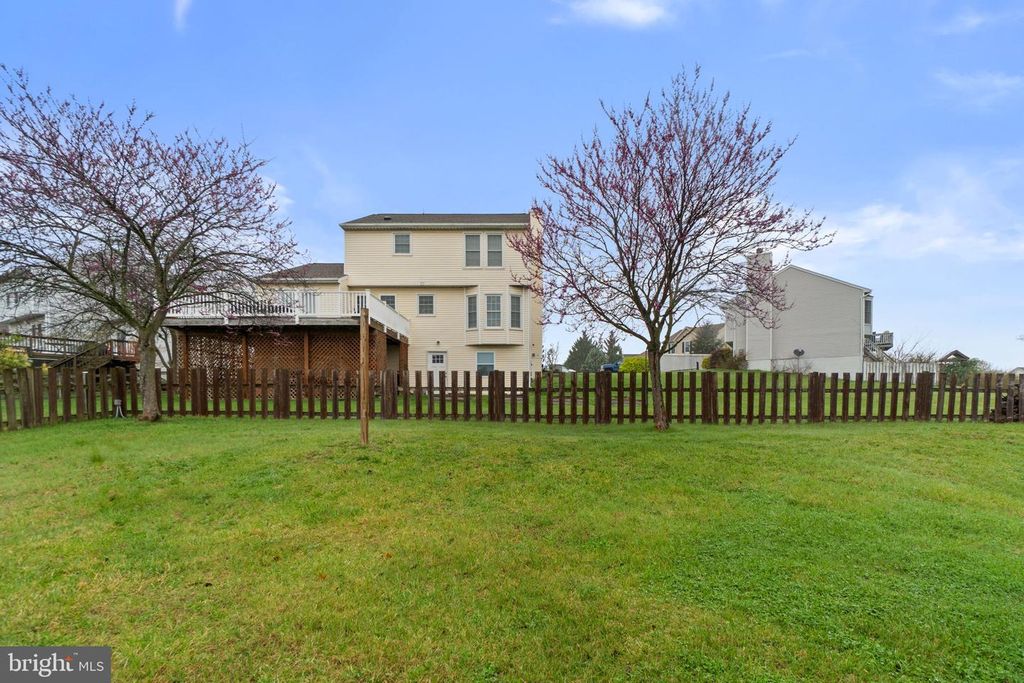 Image 38 of property listing at 9 IRONMASTER CT, Thurmont, MD 21788