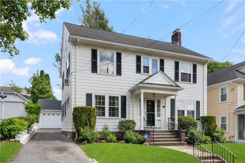 47 Lyndhurst Avenue, Providence, RI 02908