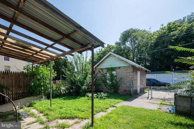 109 N 2ND ST, Darby, PA 19023