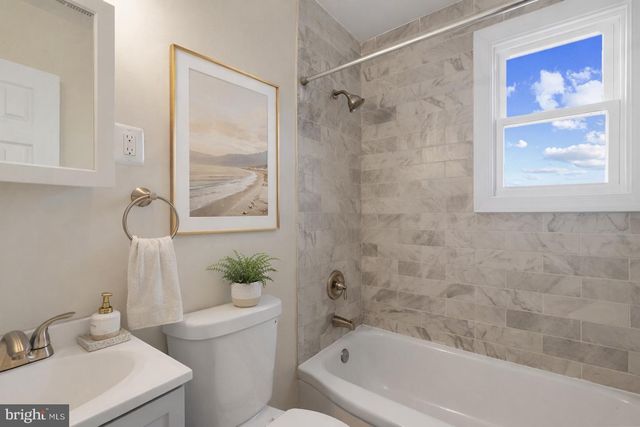 236 ENDSLEIGH AVE, Middle River, MD 21220