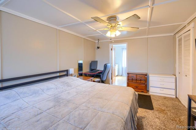 238 E Nepessing Street, Lapeer, MI 48446