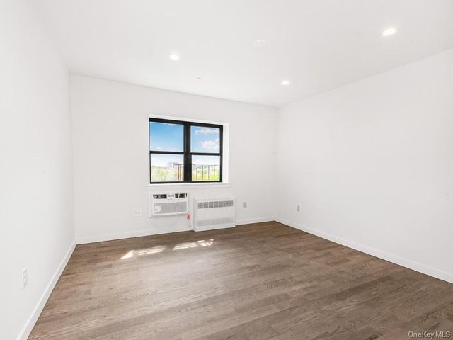 671 Bronx River Road 6L, Yonkers, NY 10704