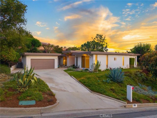 598 Camillo Road, Sierra Madre, CA 91024