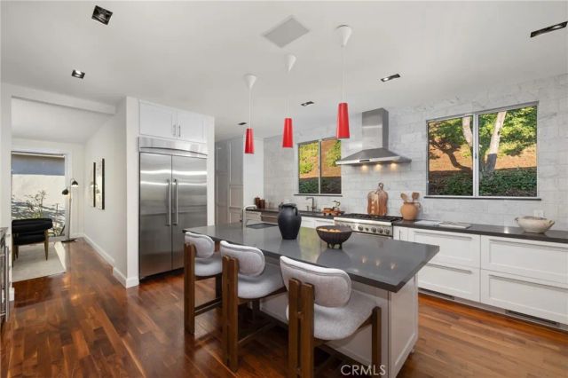 598 Camillo Road, Sierra Madre, CA 91024