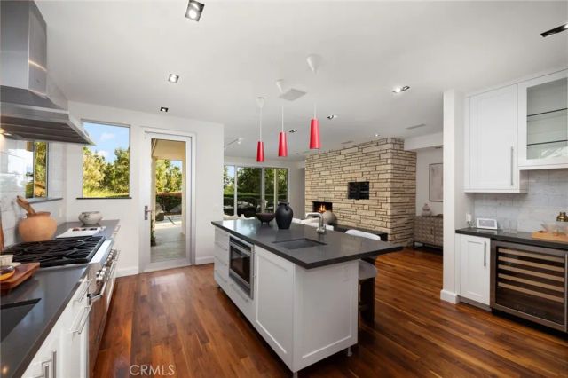 598 Camillo Road, Sierra Madre, CA 91024