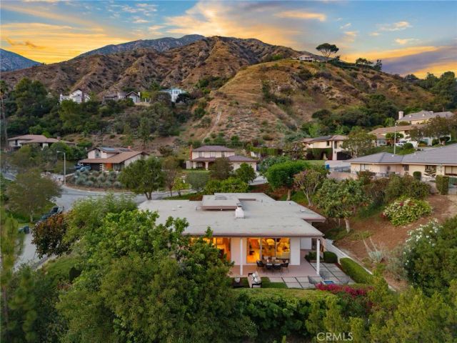 598 Camillo Road, Sierra Madre, CA 91024