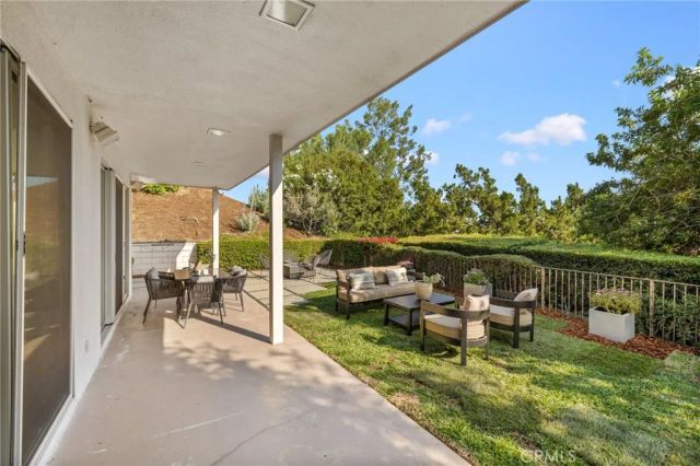 598 Camillo Road, Sierra Madre, CA 91024