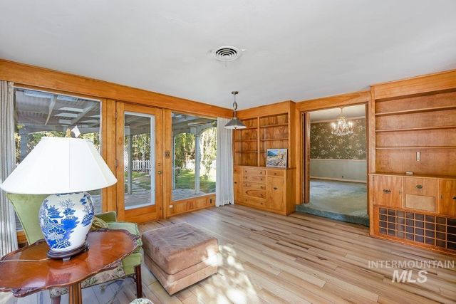 123 Fillmore St, Twin Falls, ID 83301