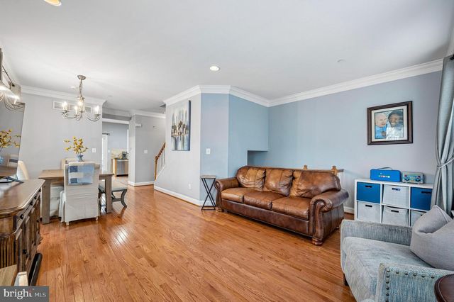 201 COBBLESTONE DR, Ardmore, PA 19003