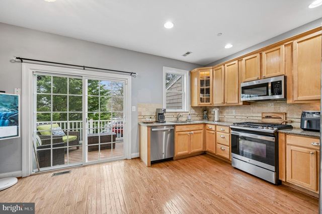 201 COBBLESTONE DR, Ardmore, PA 19003