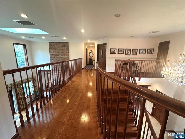 604 Grandview Terrace, Franklin Lakes, NJ 07417