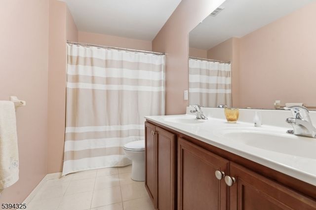 23 Crestview Drive, Clinton Twp., NJ 08809