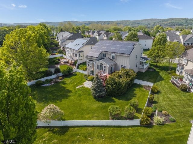 23 Crestview Drive, Clinton Twp., NJ 08809