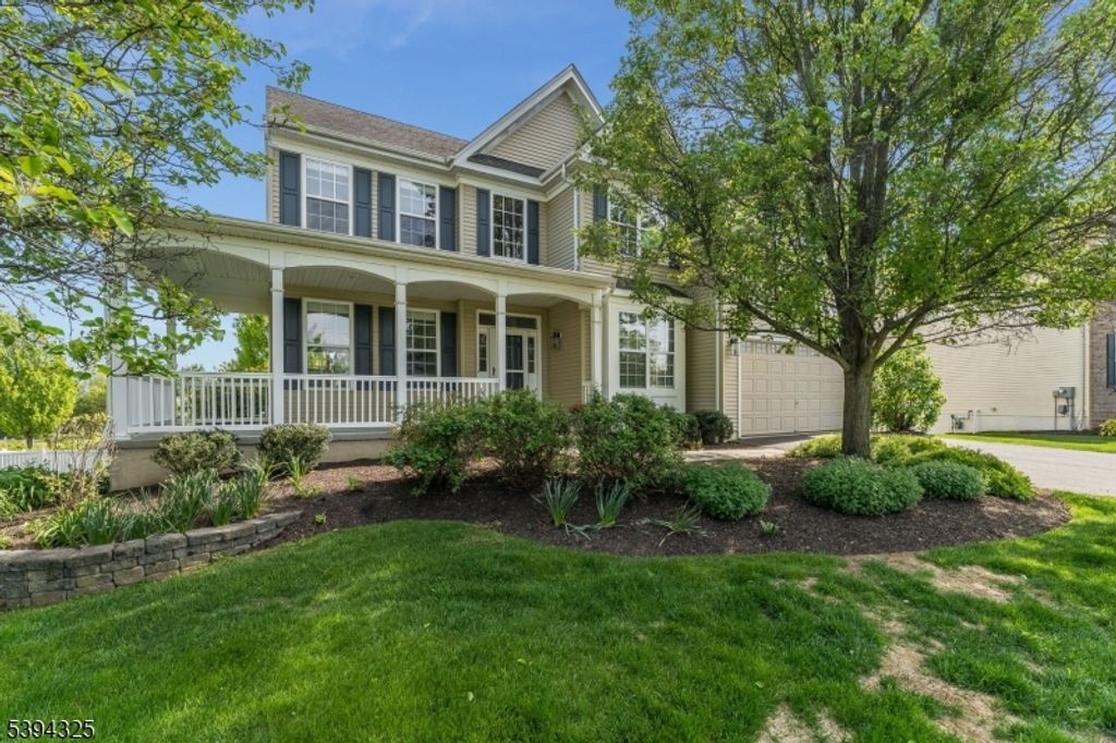 23 Crestview Drive, Clinton Twp., NJ 08809