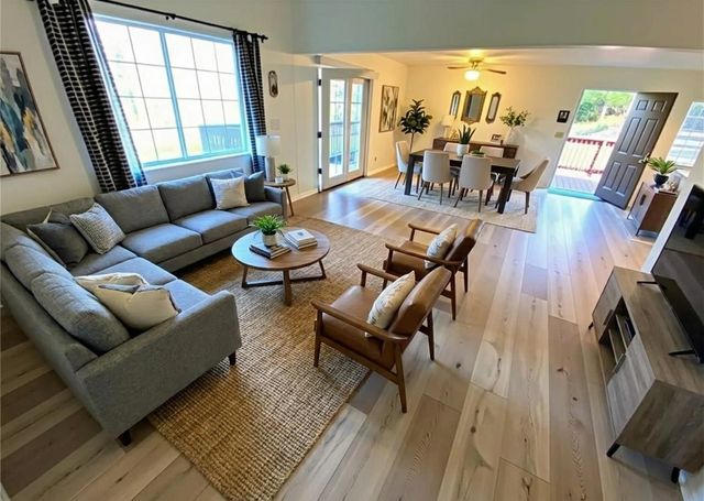 18537 N Dome Ct, Groveland, CA 95321