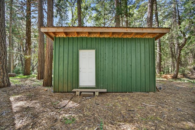 28245 BIG DIPPER Rd, Colfax, CA 95713